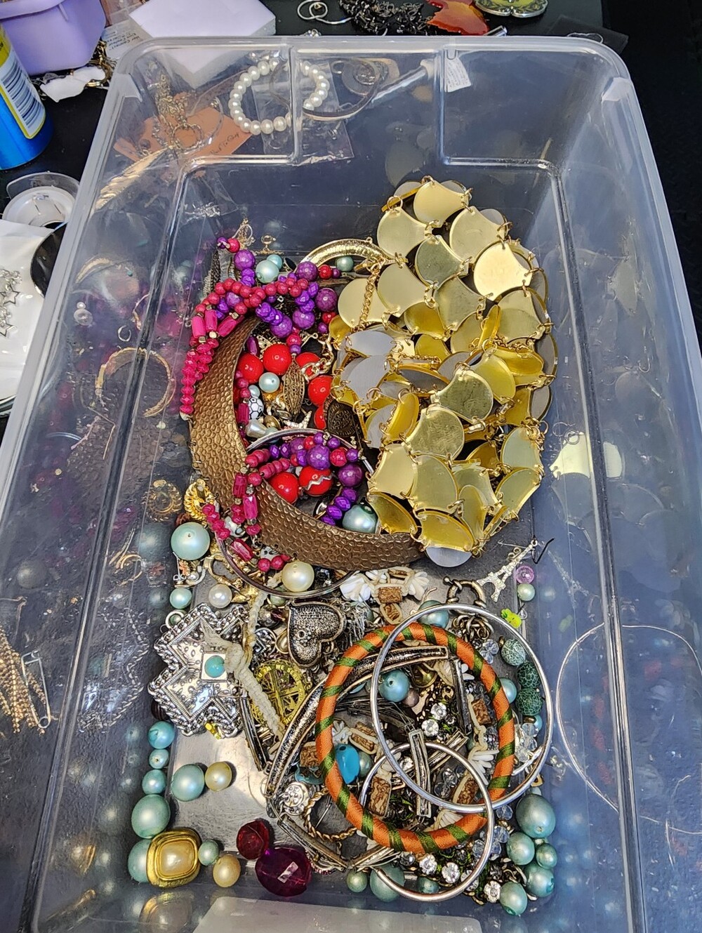 1lb Mixed Jewelry For Crafting May Or May Not Have Matches J080826-3